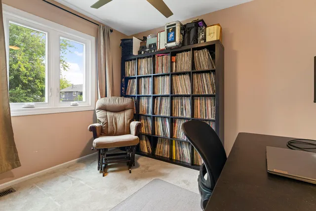 $499,000 | 307 Albright Court, Vernon Hills, IL 60061