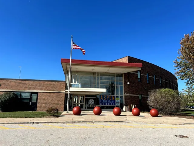 $499,000 | 307 Albright Court, Vernon Hills, IL 60061