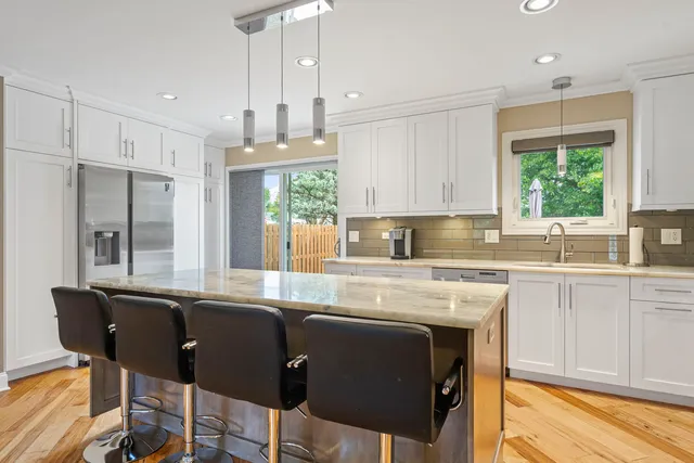 $499,000 | 307 Albright Court, Vernon Hills, IL 60061