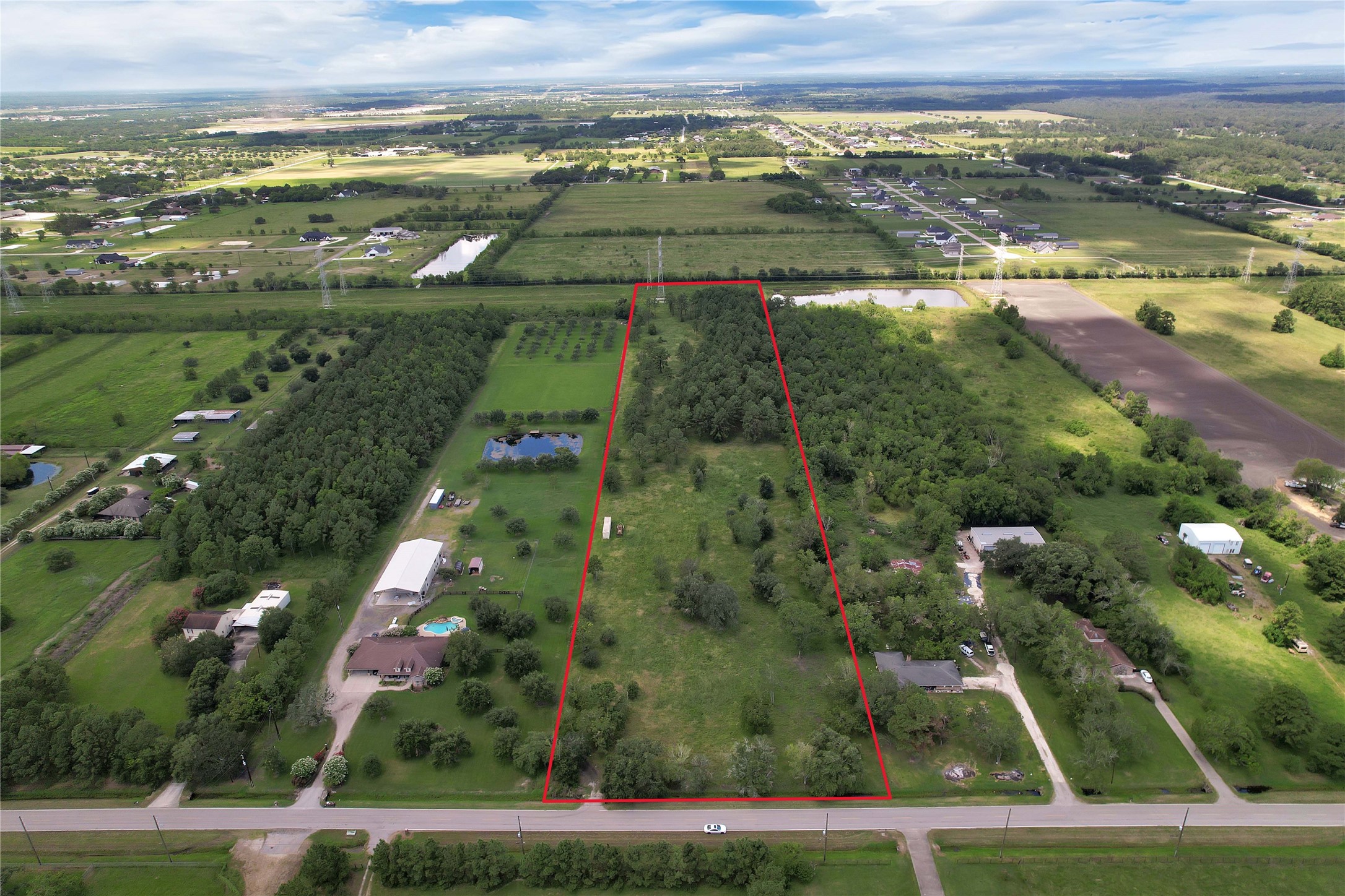 0 Kennings Road Crosby, TX 77532 - Photo 4 of 12 a view of a city