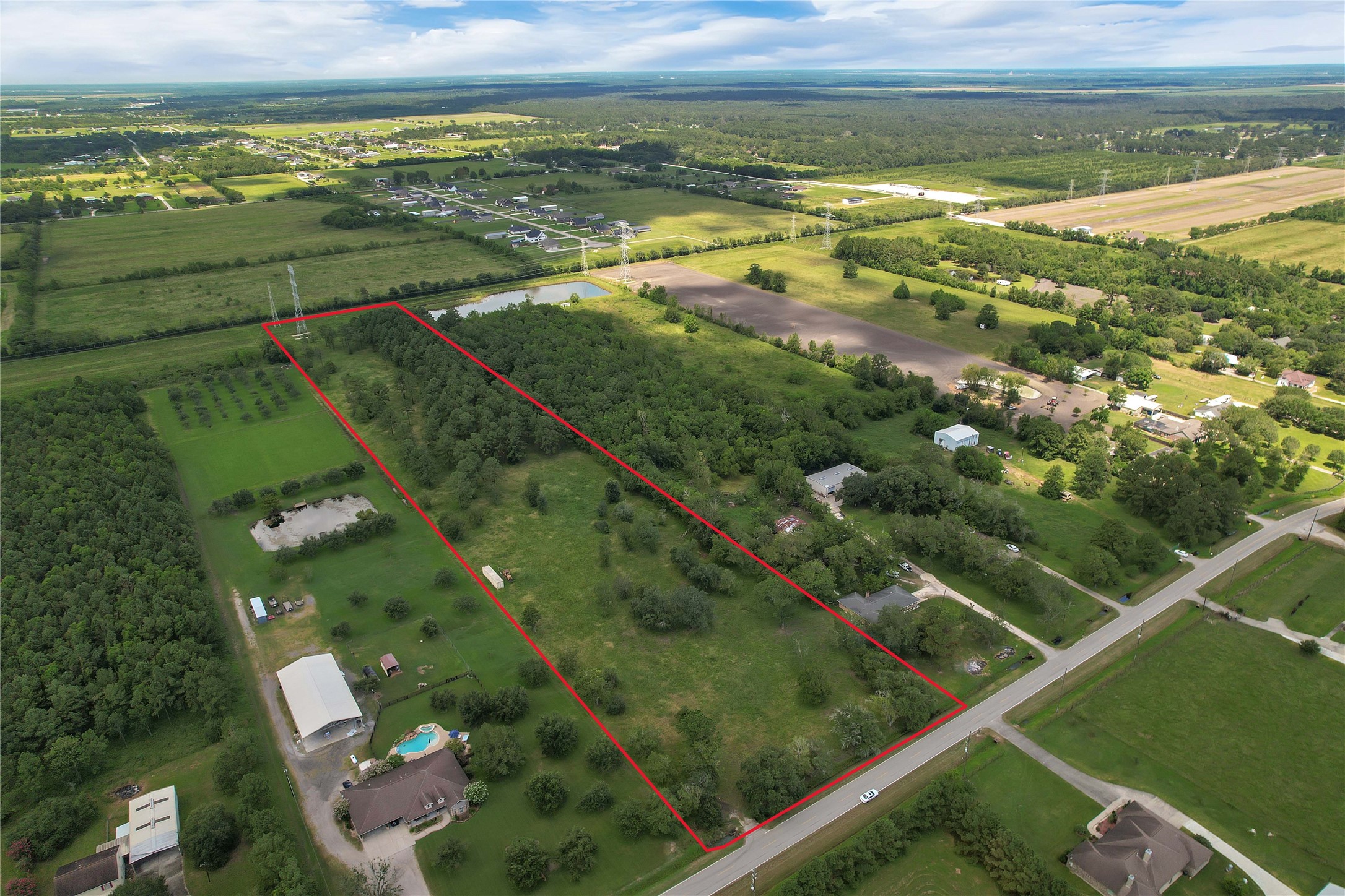 0 Kennings Road Crosby, TX 77532 - Photo 5 of 12 a view of a city