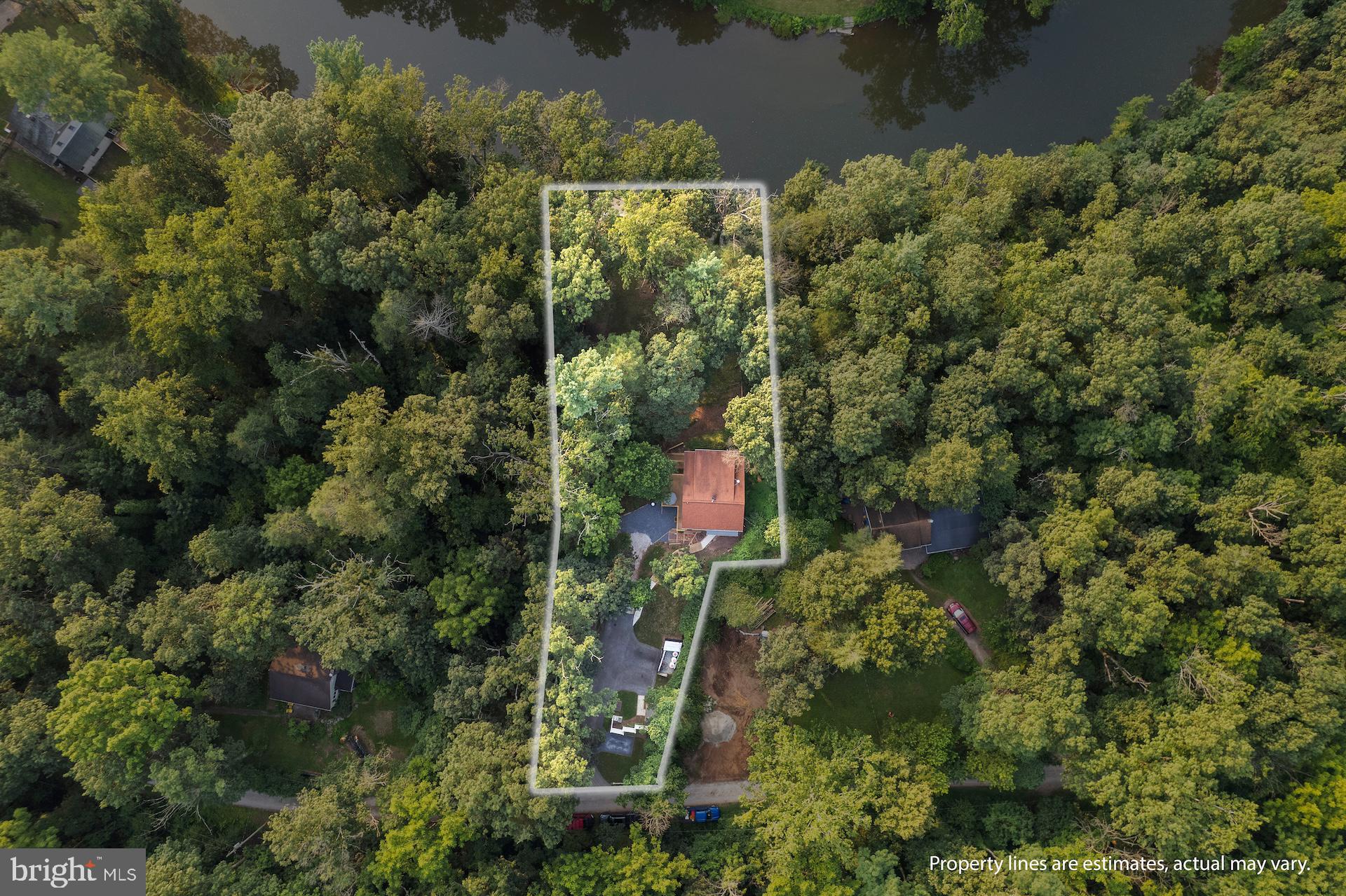229 Boy Scout Road New Oxford, PA 17350 - Photo 63 of 73 an aerial view of residential house with outdoor space and trees all around