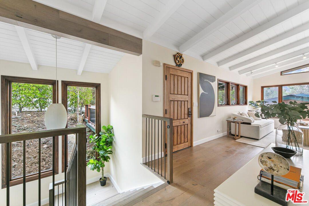 25659 Aline Way Calabasas, CA 91302 - Photo 12 of 26