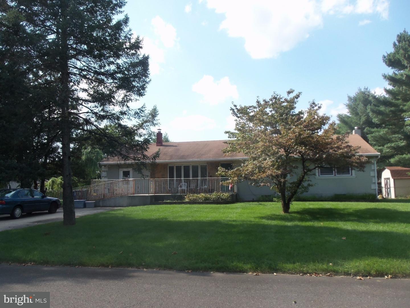15 Starke Lane Riverside, NJ 08075 - Photo 2 of 4