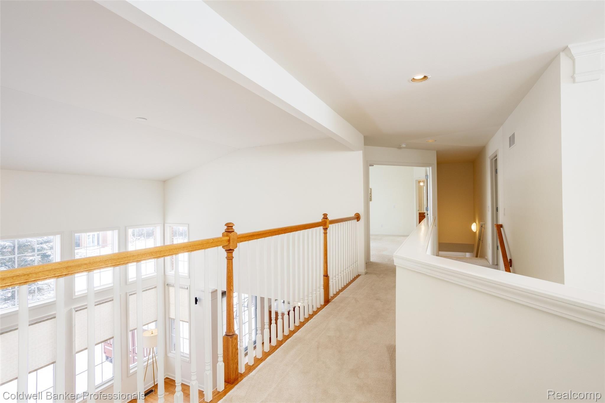 17234 Orchard Ridge Road Northville, MI 48168 - Photo 36 of 57 upper hallway.jpg