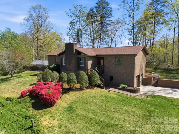 $1,550,000 | 573 Randolph Road, Marion, NC 28752