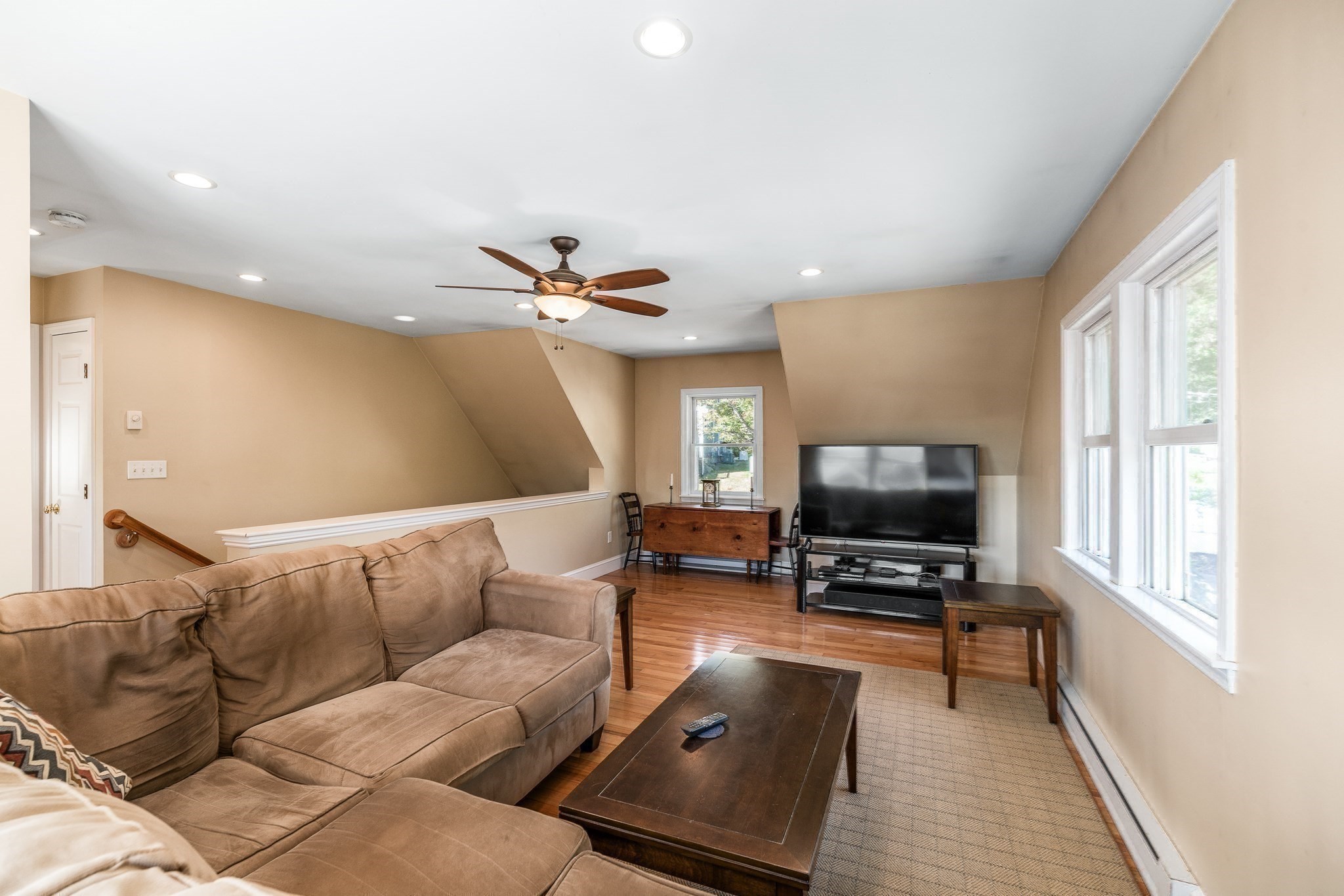 2 Hunter Road Gloucester, MA 01930 - Photo 15 of 25 Gallery Image 15