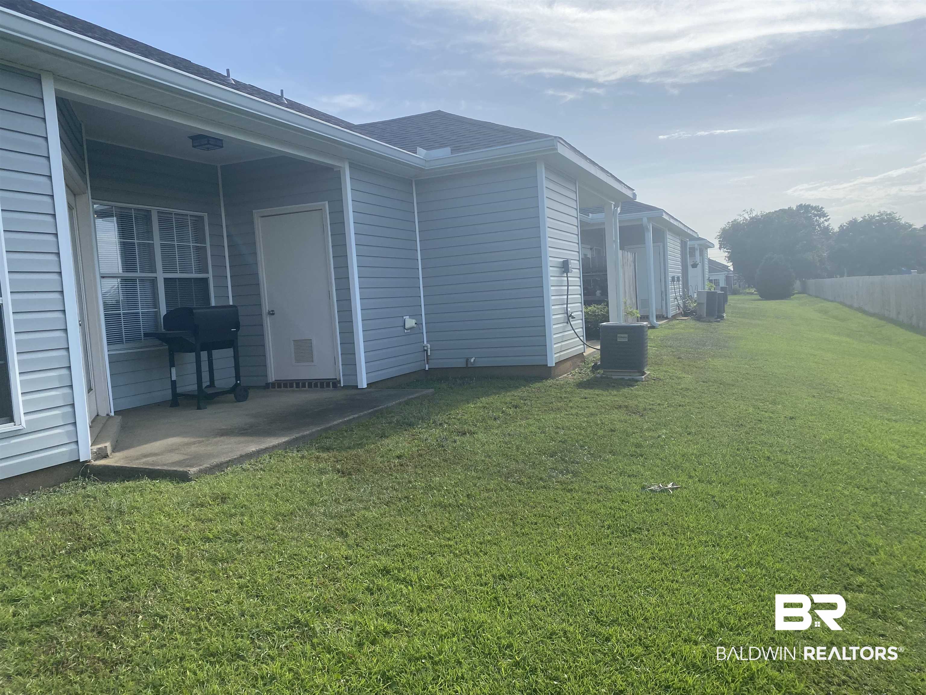 2651 South Juniper Street, Unit 1205 Foley, AL 36535 - Photo 20 of 23 Grassed area