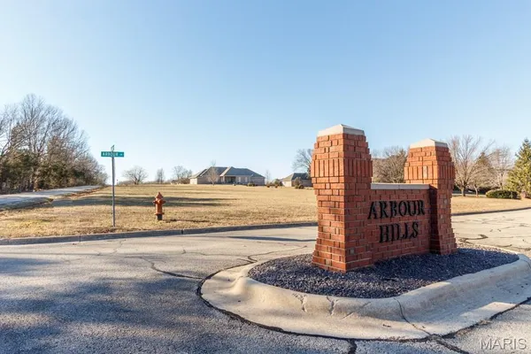 $69,900 | 1501 Arbour Drive, Lebanon, MO 65536
