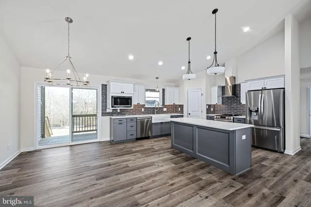 $685,000 | 26375 Pennfields Drive, Orange, VA 22960