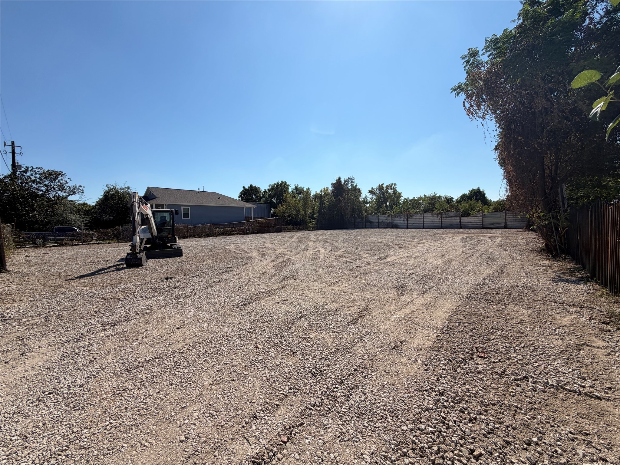 0 Dillard Street Houston, TX 77091 - Photo 1 of 6 a view of outdoor space and yard