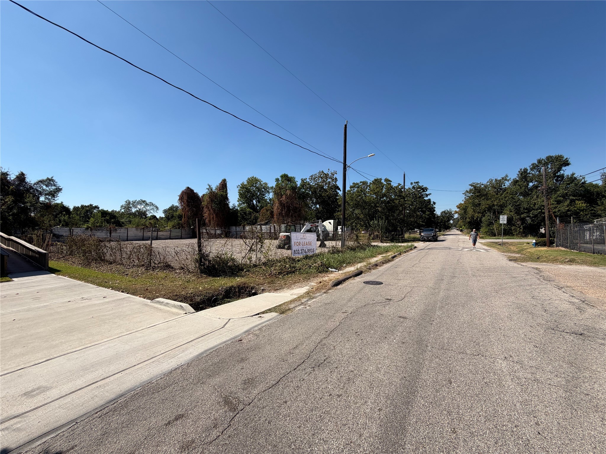 0 Dillard Street Houston, TX 77091 - Photo 4 of 6 a view of swimming pool with a yard