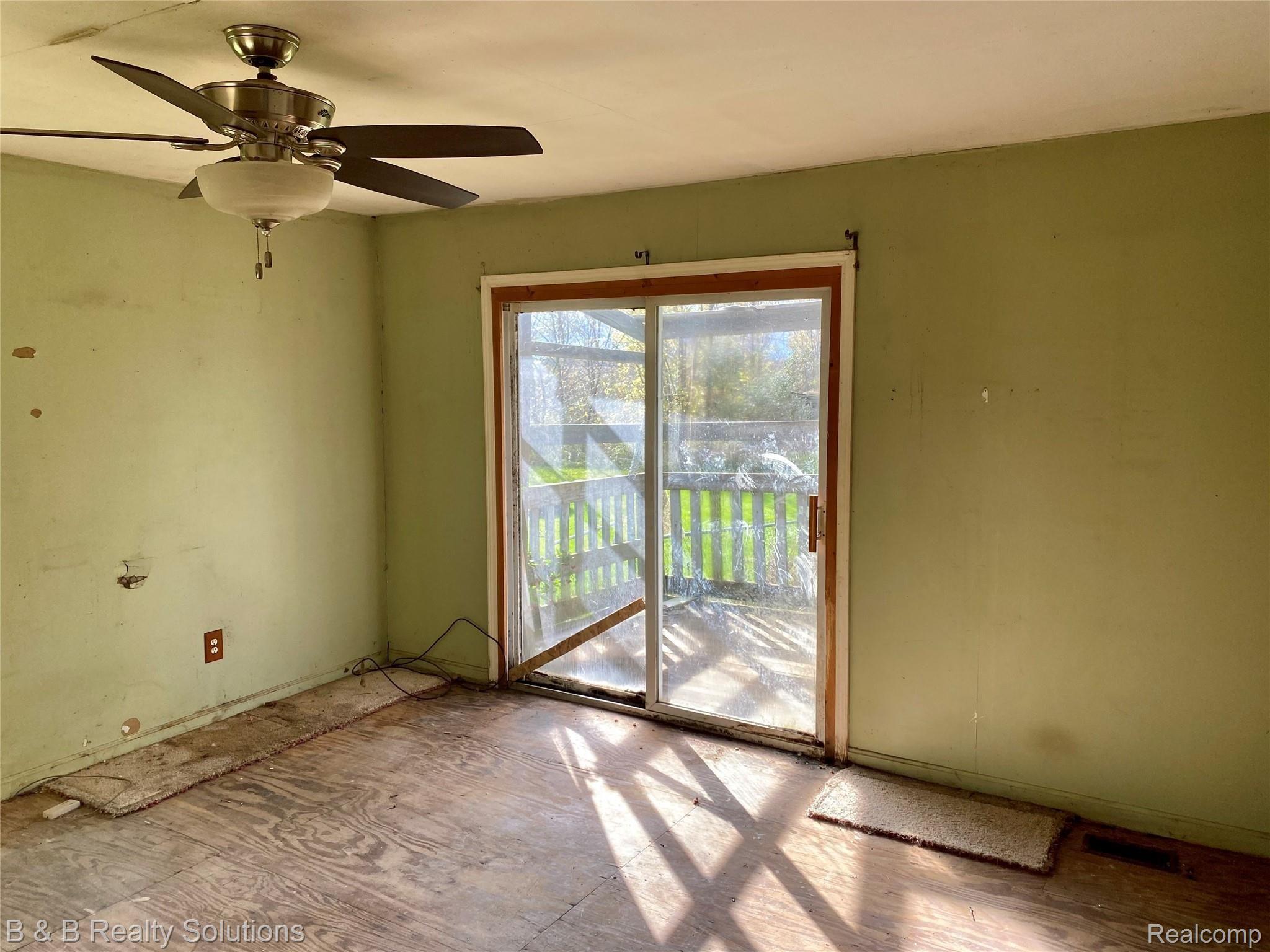 8274 Edward Road Fostoria, MI 48435 - Photo 12 of 23 IMG_4744 - Copy.jpg