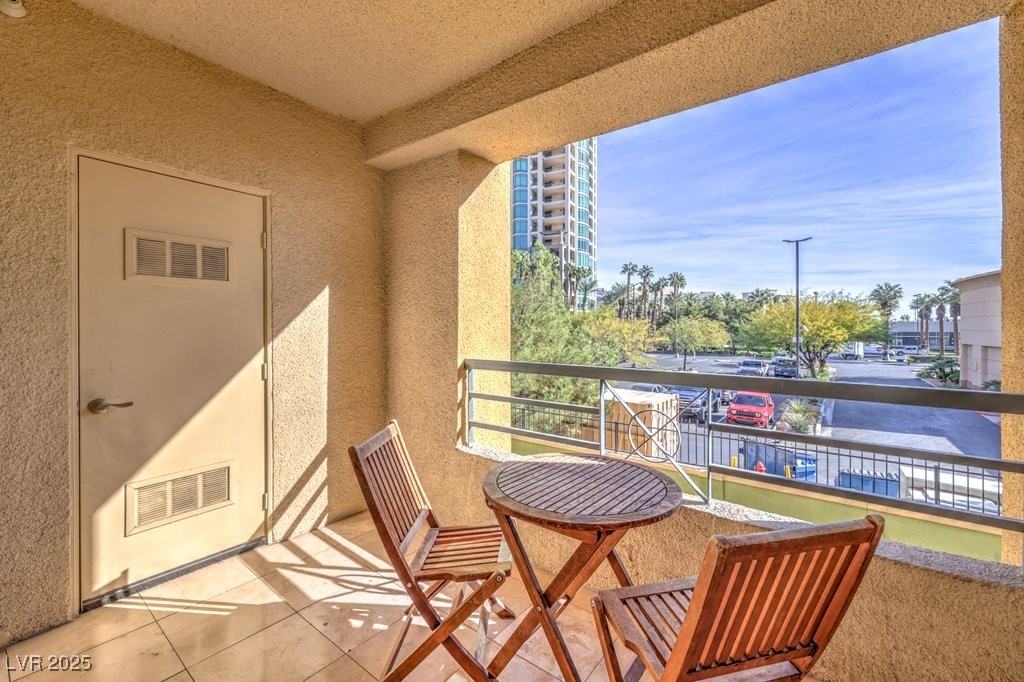 270 East Flamingo Road, Unit 115 Las Vegas, NV 89169 - Photo 24 of 29 View of balcony