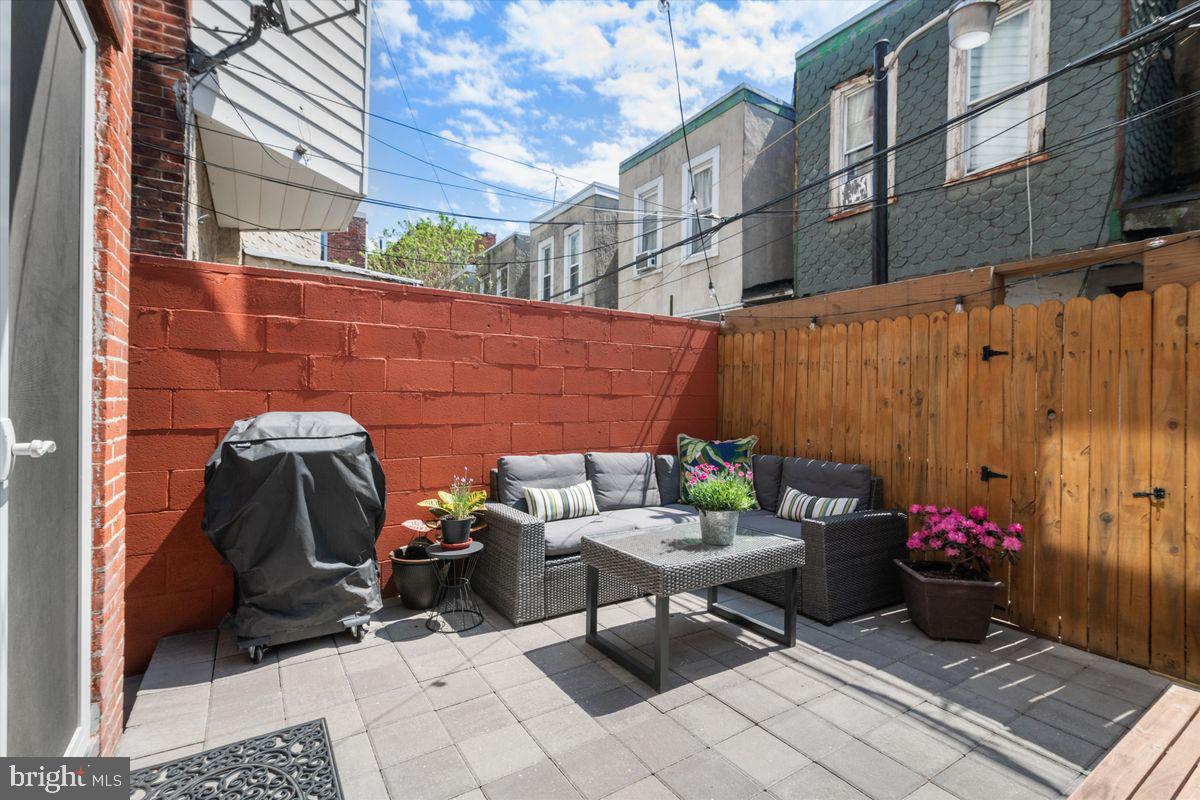 516 Reed Street Philadelphia, PA 19147 - Photo 11 of 31