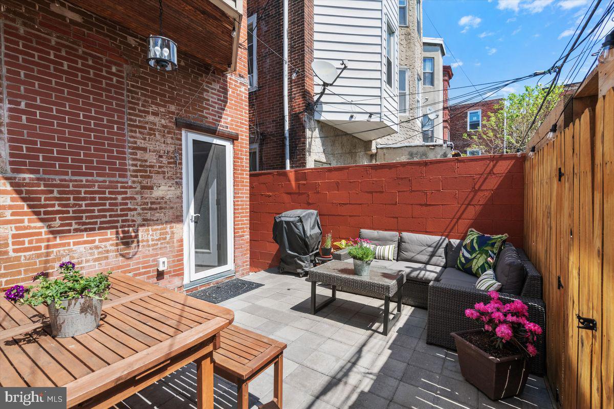 516 Reed Street Philadelphia, PA 19147 - Photo 13 of 31