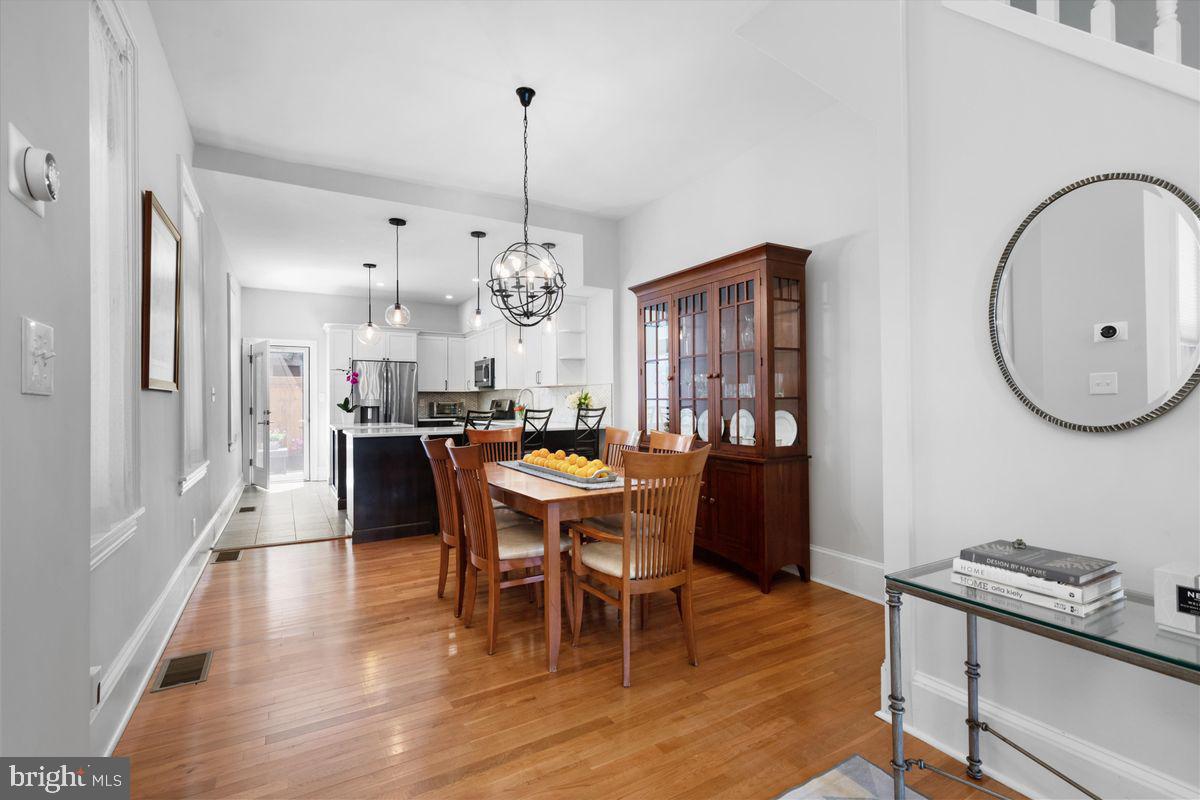 516 Reed Street Philadelphia, PA 19147 - Photo 8 of 31