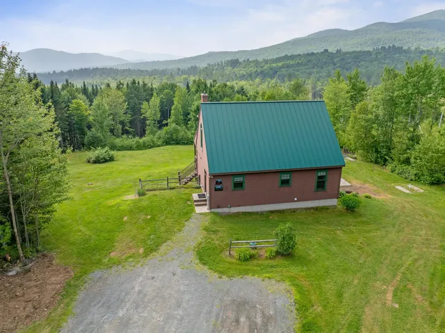 $468,000 | 164 Holbrook Hill Road, Stratford, NH 03590