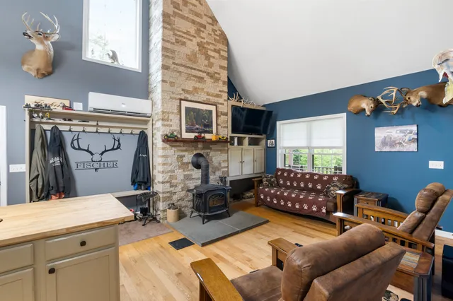 $468,000 | 164 Holbrook Hill Road, Stratford, NH 03590