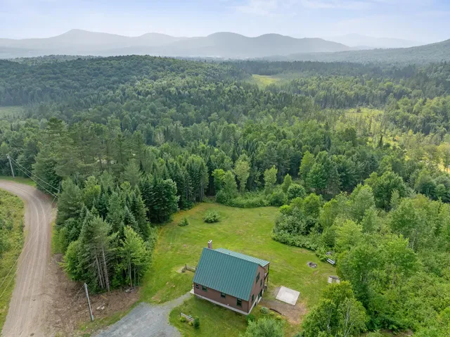 $468,000 | 164 Holbrook Hill Road, Stratford, NH 03590