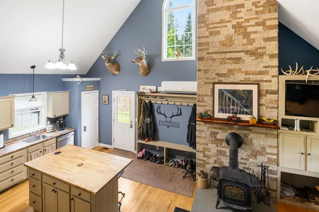 $468,000 | 164 Holbrook Hill Road, Stratford, NH 03590