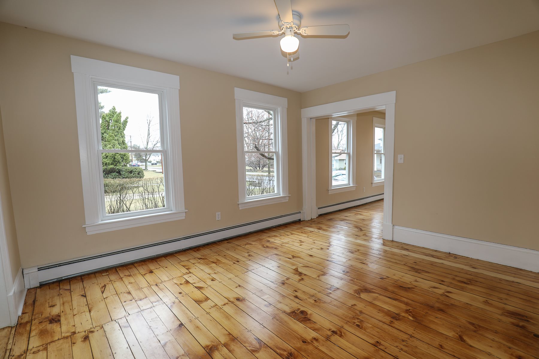155 Mammoth Road Manchester, NH 03109 - Photo 12 of 40 Gallery Image 12