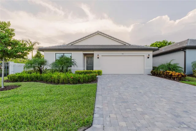 $3,850 | 3001 Hibiscus Avenue, Lauderdale Lakes, FL 33311