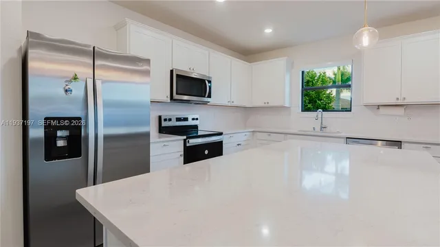 $3,850 | 3001 Hibiscus Avenue, Lauderdale Lakes, FL 33311