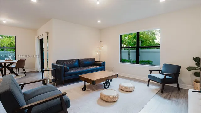 $3,850 | 3001 Hibiscus Avenue, Lauderdale Lakes, FL 33311