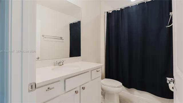 $3,850 | 3001 Hibiscus Avenue, Lauderdale Lakes, FL 33311