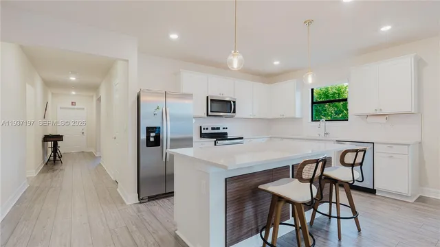 $3,850 | 3001 Hibiscus Avenue, Lauderdale Lakes, FL 33311