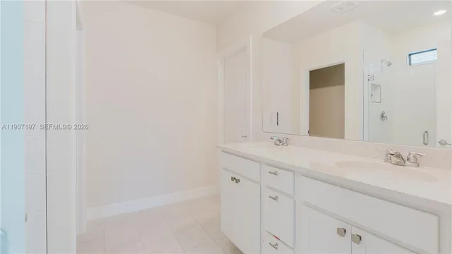 $3,850 | 3001 Hibiscus Avenue, Lauderdale Lakes, FL 33311