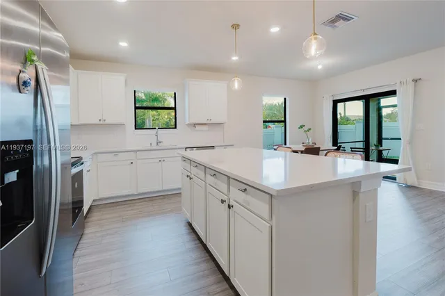 $3,850 | 3001 Hibiscus Avenue, Lauderdale Lakes, FL 33311