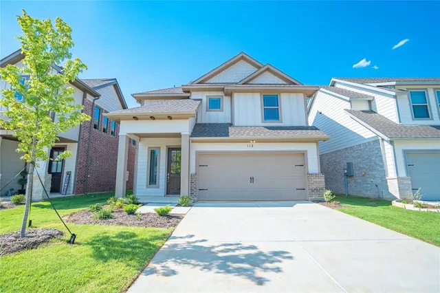 $2,095 | 112 Cole Pilot Point, Pilot Point, TX 76258