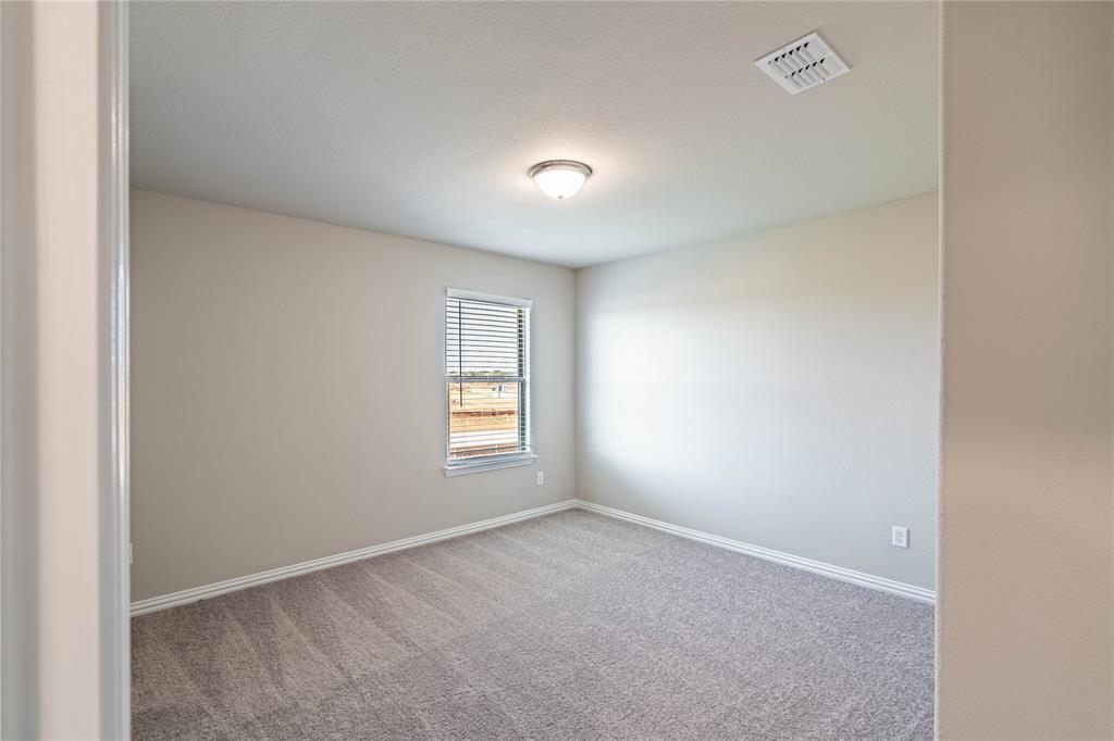 112 Cole Pilot Point Pilot Point, TX 76258 - Photo 11 of 23