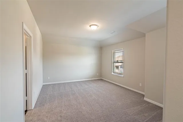 $2,095 | 112 Cole Pilot Point, Pilot Point, TX 76258