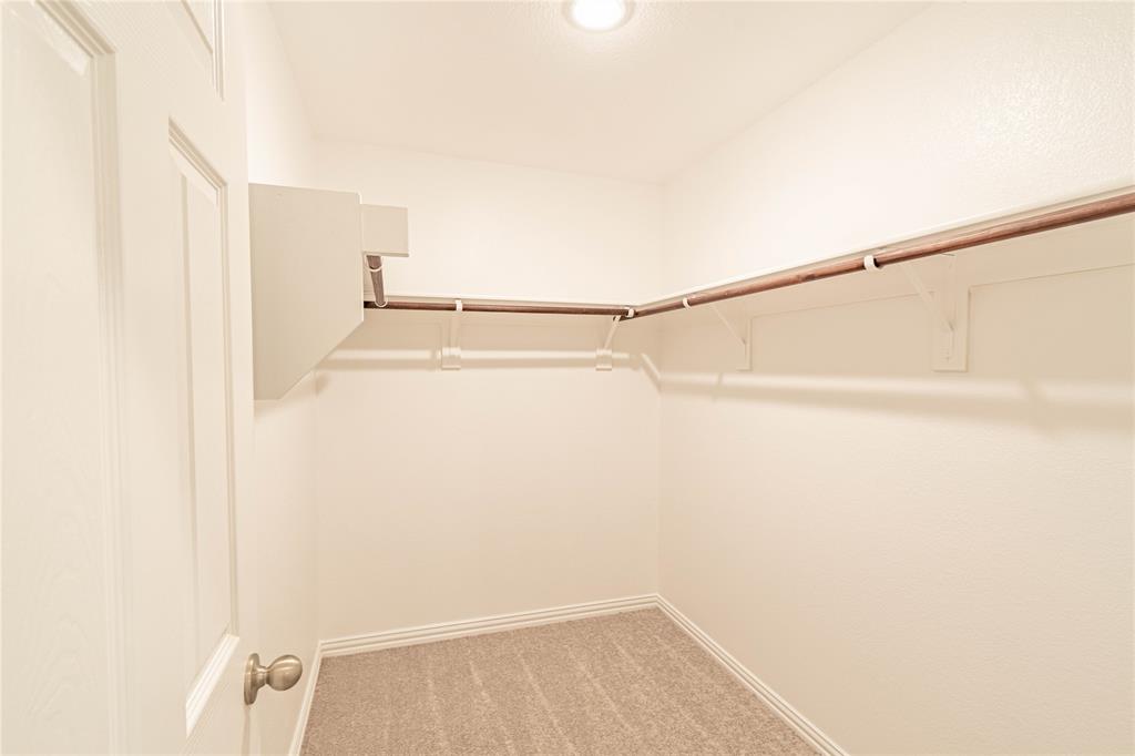 112 Cole Pilot Point Pilot Point, TX 76258 - Photo 19 of 23