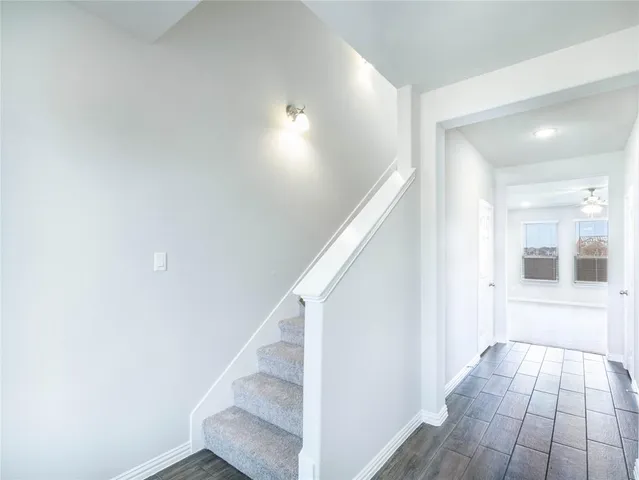 $2,095 | 112 Cole Pilot Point, Pilot Point, TX 76258