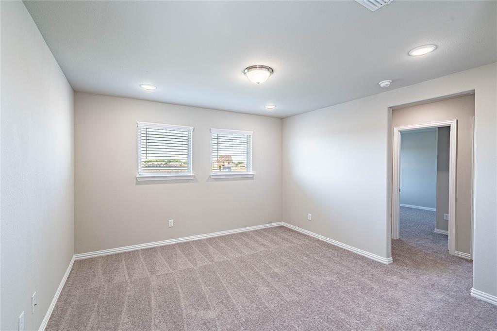 112 Cole Pilot Point Pilot Point, TX 76258 - Photo 10 of 23