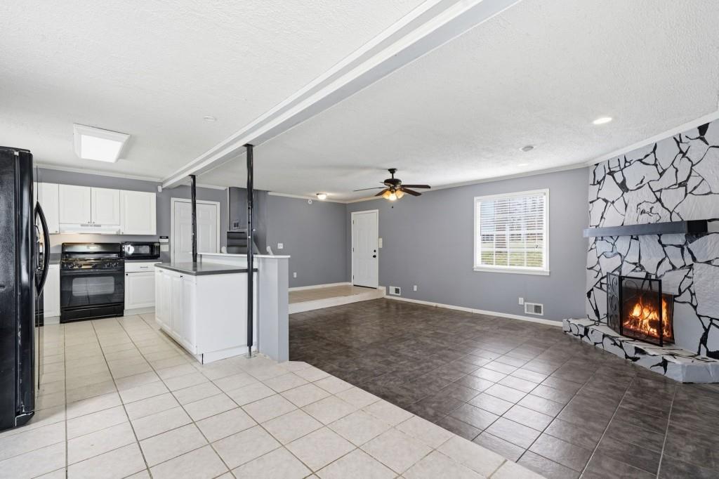 4002 Summer Place Snellville, GA 30039 - Photo 15 of 57