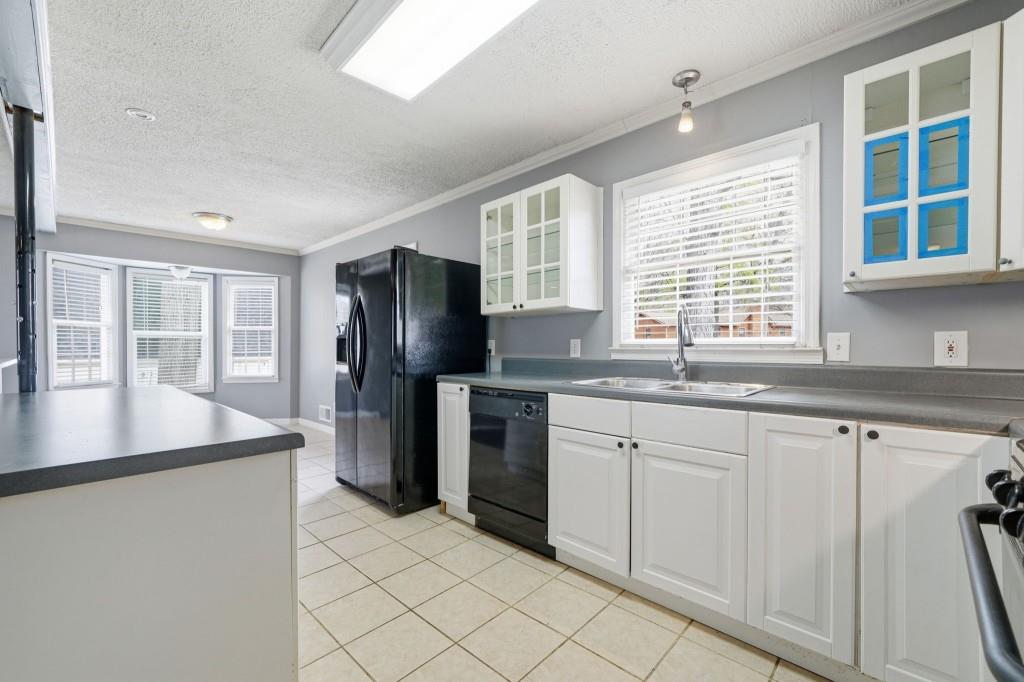 4002 Summer Place Snellville, GA 30039 - Photo 20 of 57
