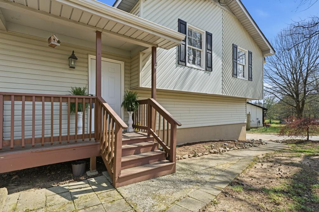 4002 Summer Place Snellville, GA 30039 - Photo 2 of 57