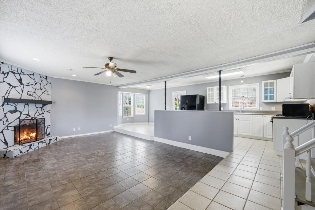 4002 Summer Place Snellville, GA 30039 - Photo 7 of 57