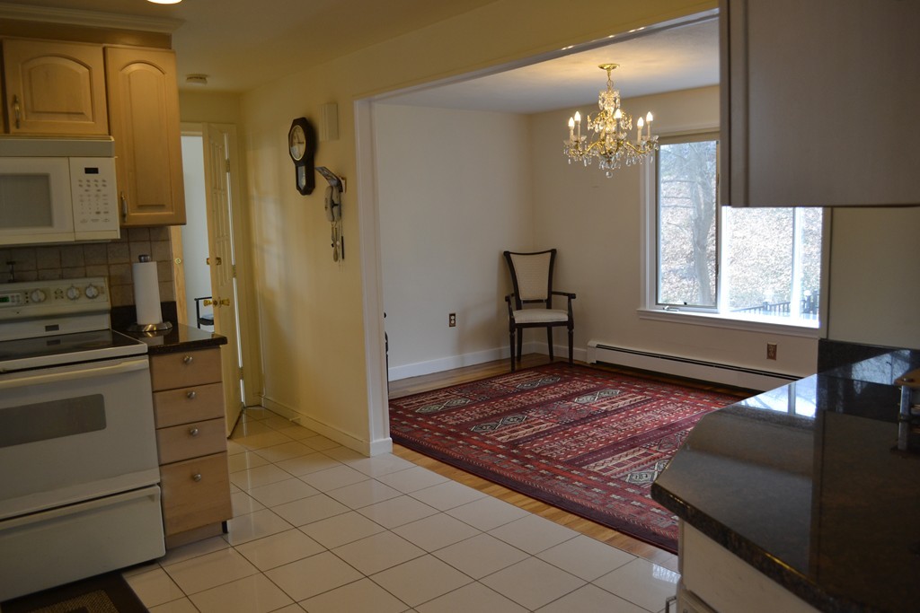 27 Parkview Road Waltham, MA 02452 - Photo 8 of 26 Gallery Image 8