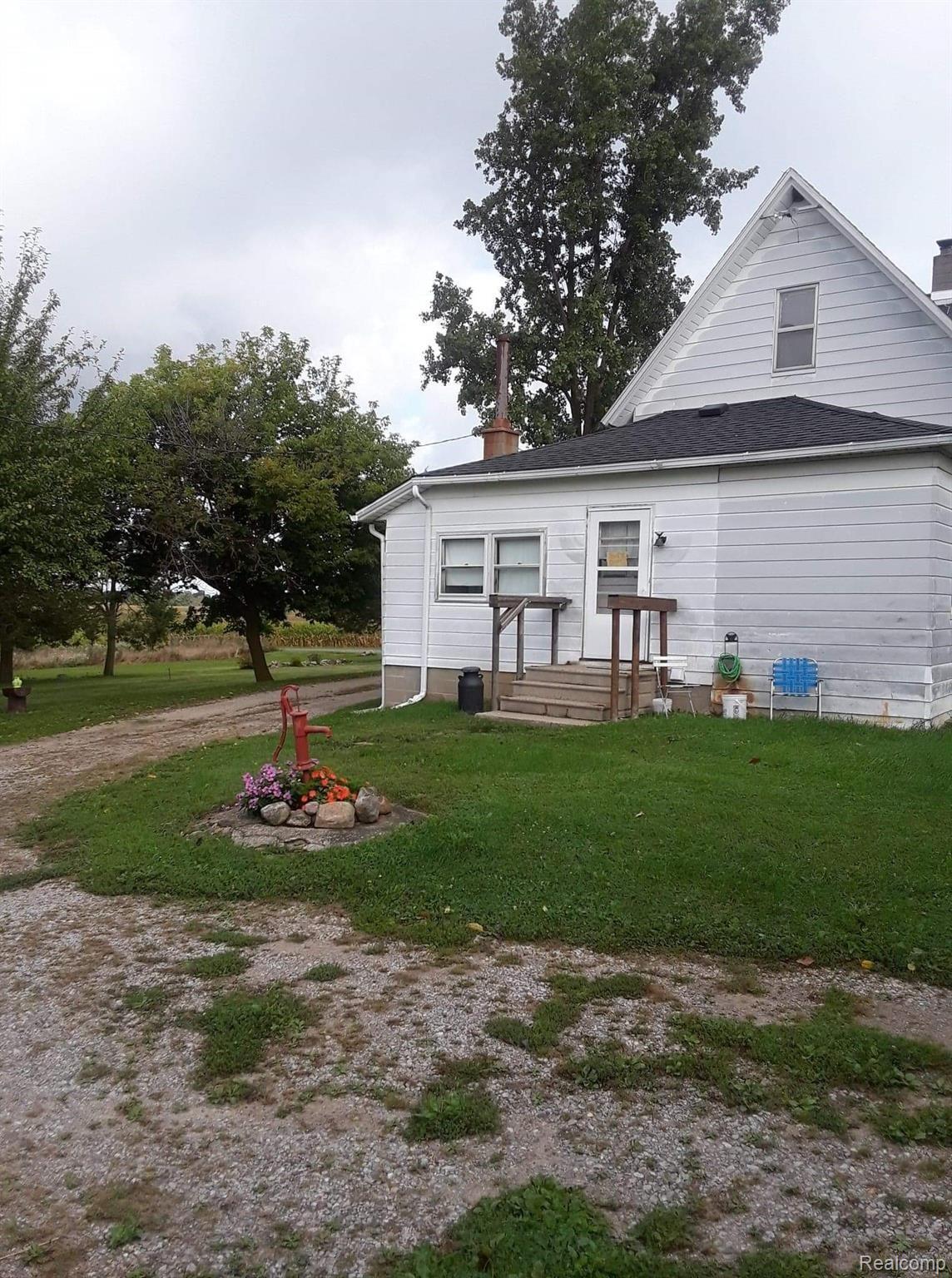 5200 East Frost Road Webberville, MI 48892 - Photo 20 of 21 received_387760095249908.jpeg
