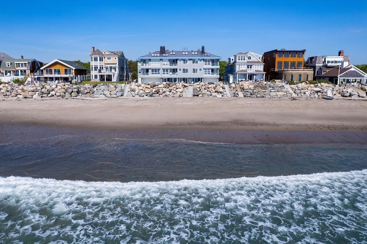 1044 Ocean Boulevard, Unit 1B Hampton, NH 03842 - Photo 6 of 33