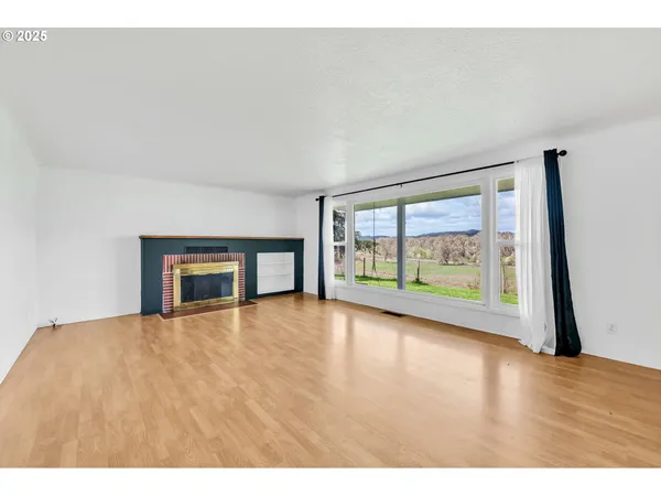 $4,600,000 | 26900 Crow Road, Eugene, OR 97405