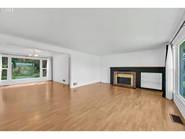 $4,600,000 | 26900 Crow Road, Eugene, OR 97405