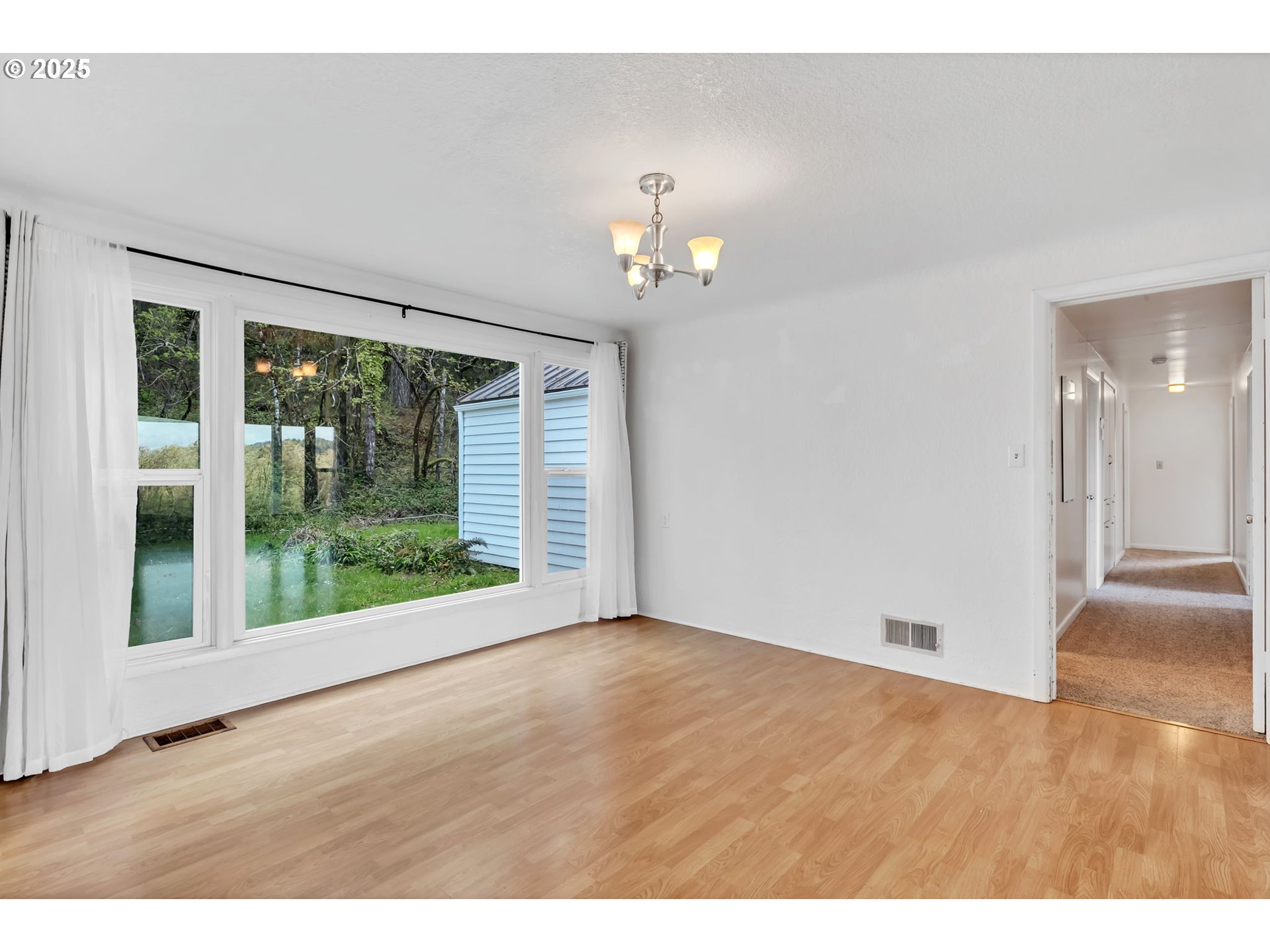 26900 Crow Road Eugene, OR 97405 - Photo 15 of 48