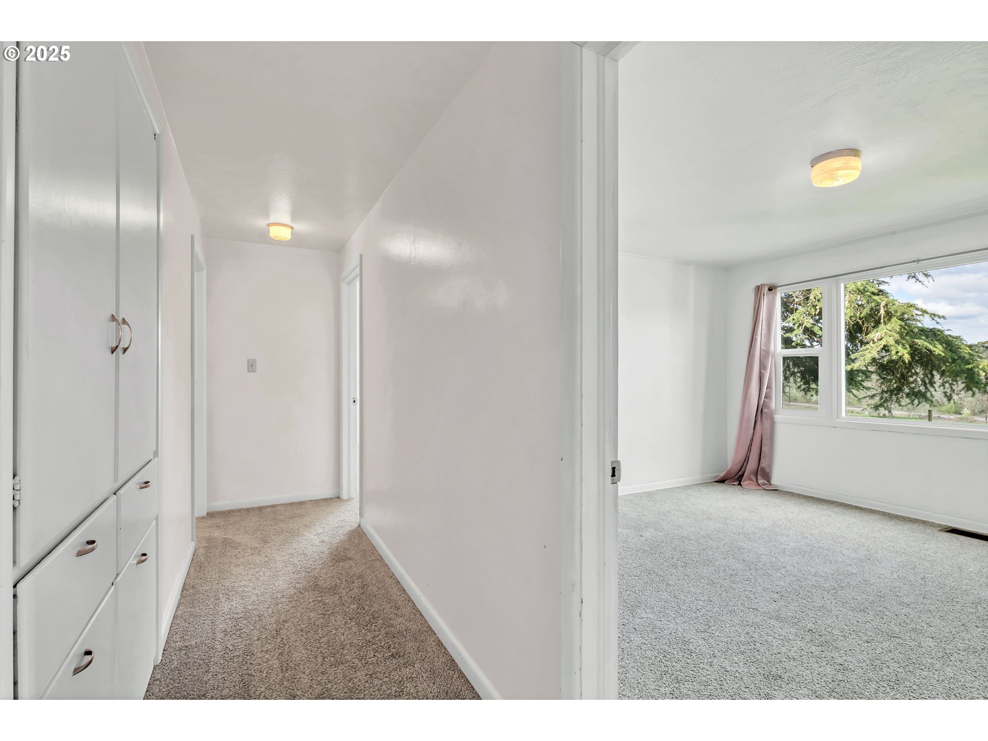 26900 Crow Road Eugene, OR 97405 - Photo 27 of 48